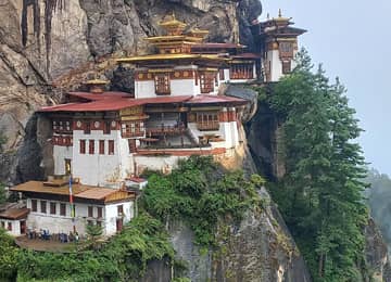 Short Nepal Tibet Bhutan Tour